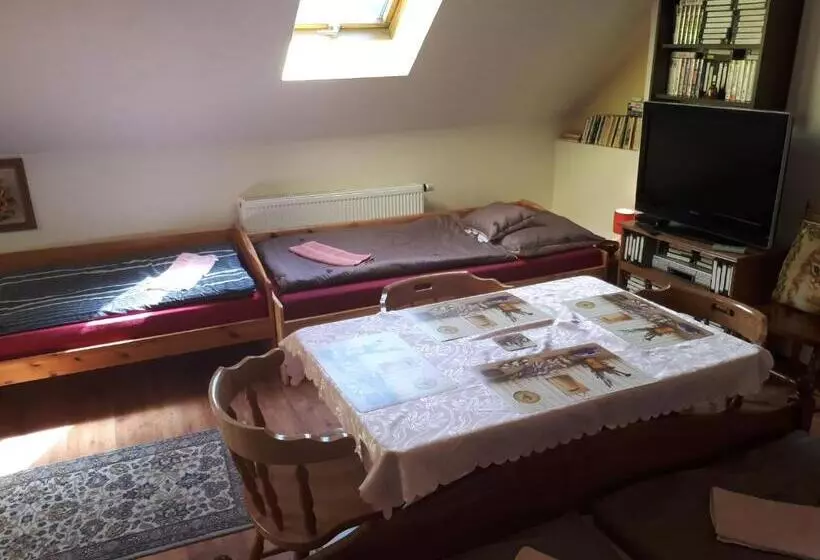 Majatalo Penzion Hugo