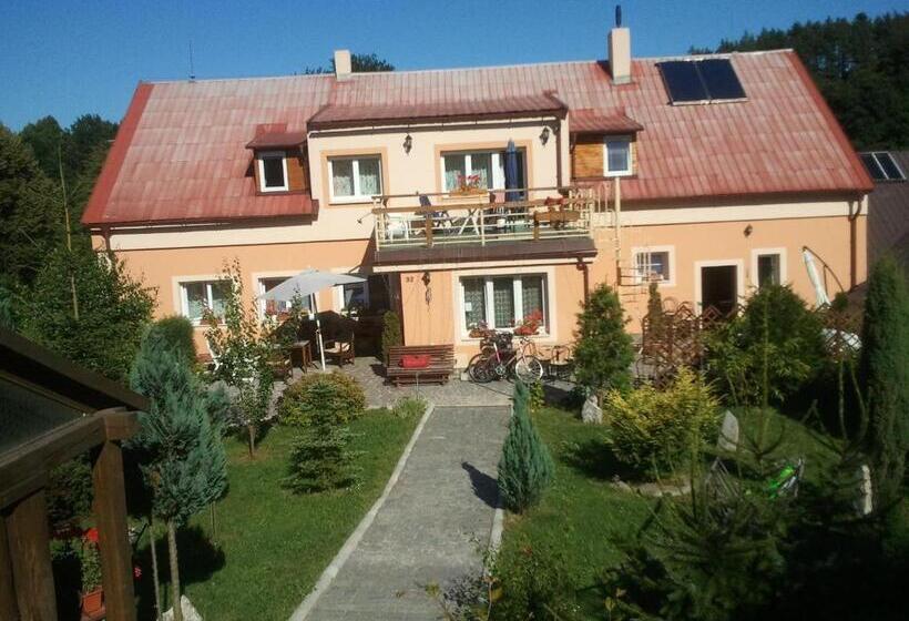 פנסיון Penzion Hugo