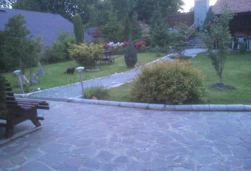 פנסיון Penzion Hugo