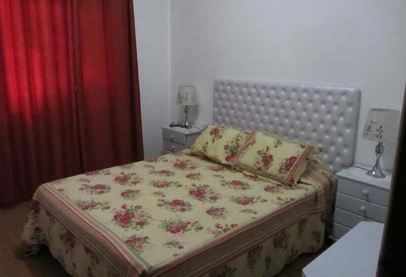 پانسیون Residencial Hortamar