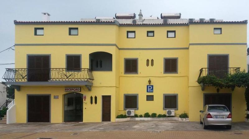 پانسیون Residencial Hortamar