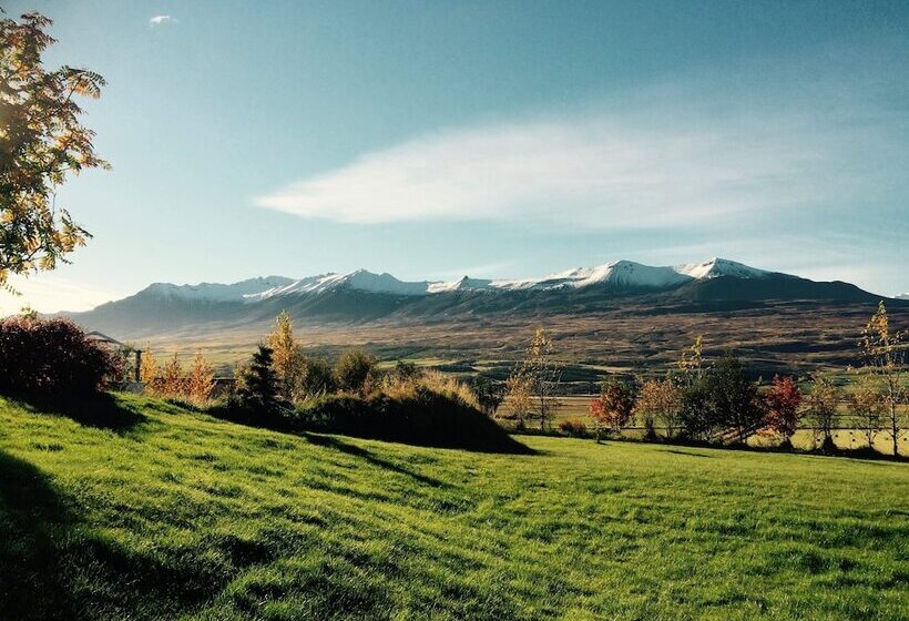 پانسیون ásar Guesthouse