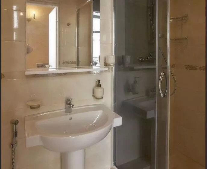 Apart Hotel On Italianskaya 1