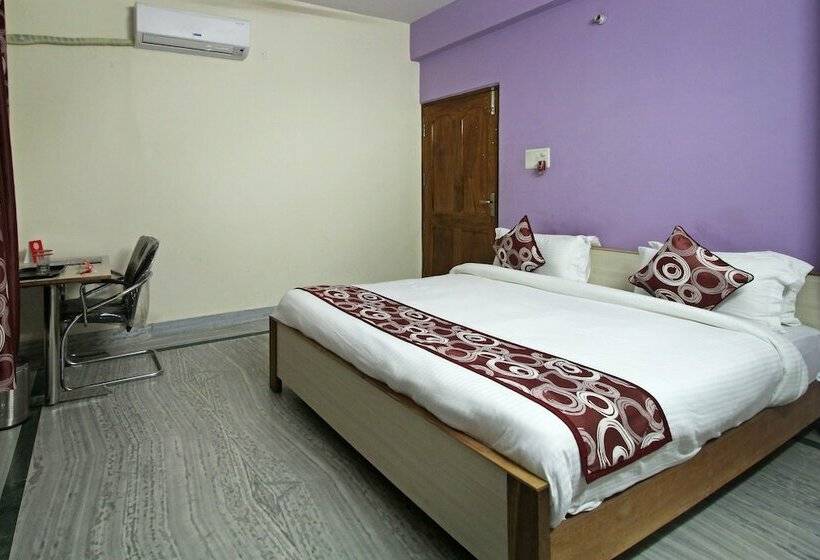 هتل Laksh Guest House