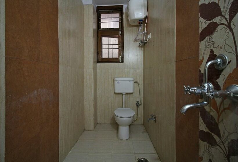 هتل Laksh Guest House