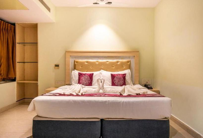 هتل Ostin Orange Park