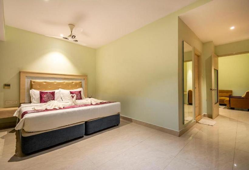 هتل Ostin Orange Park