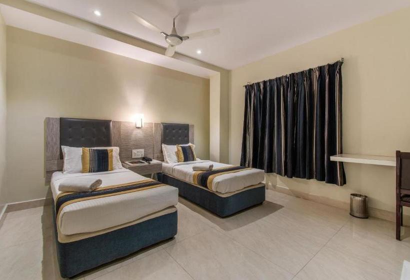 هتل Ostin Orange Park