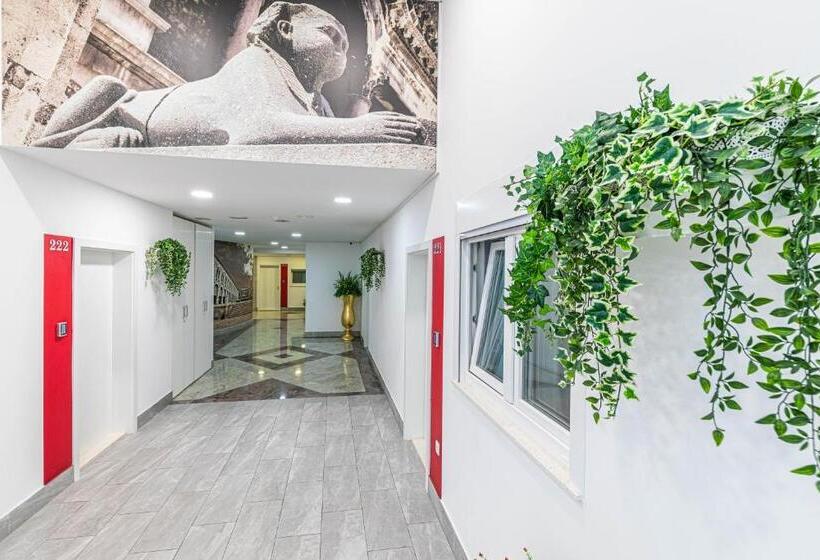 בית מלון כפרי Split Citys