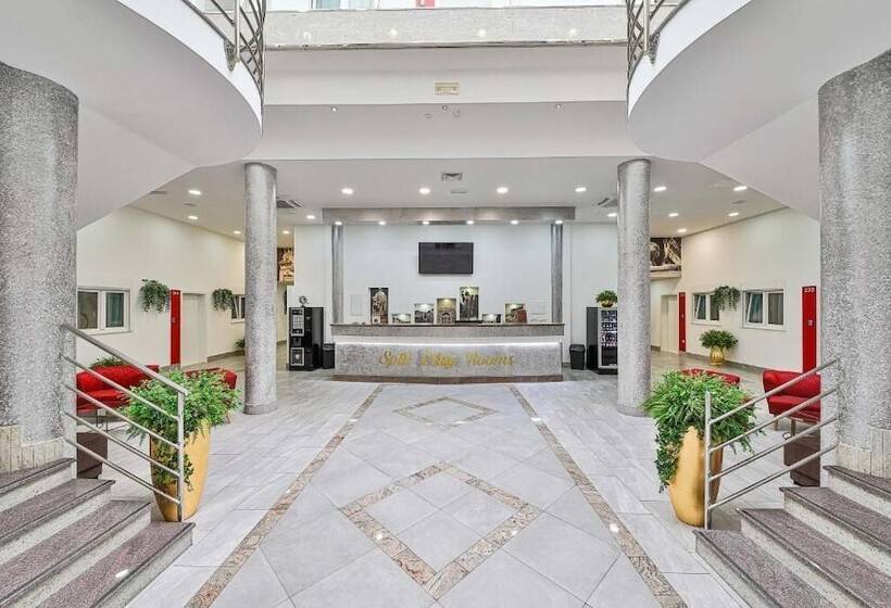 בית מלון כפרי Split Citys