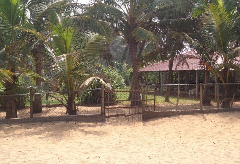 בית מלון כפרי Star White Negombo