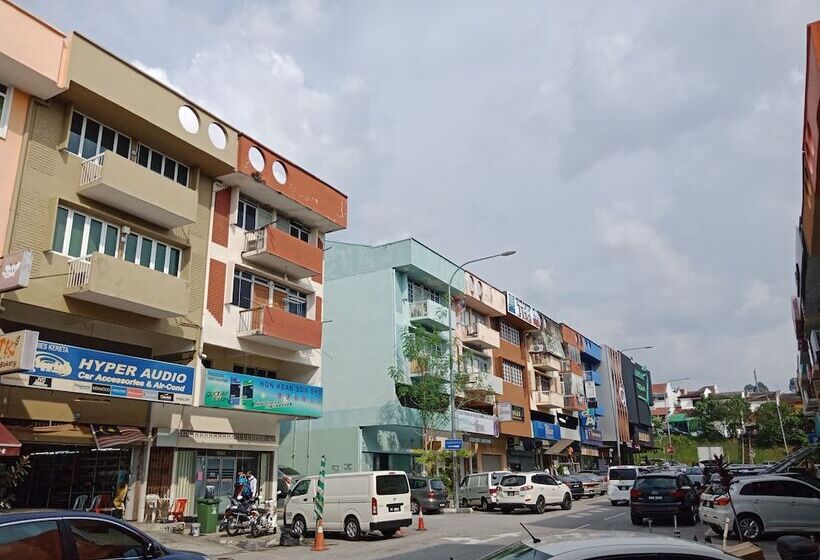 Smile Hotel Cheras Taman Segar