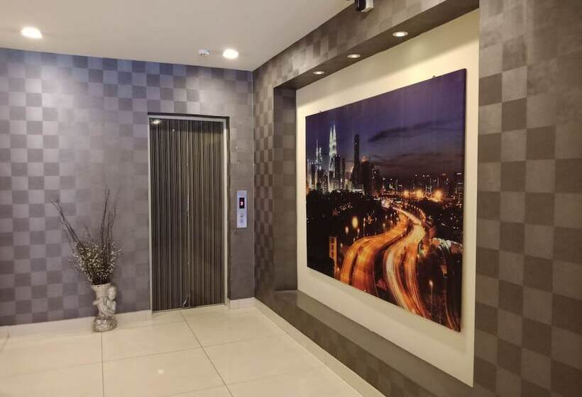 Smile Hotel Cheras Taman Segar