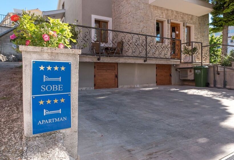 Pension (Hôtel basse catégorie) Villa Lucia