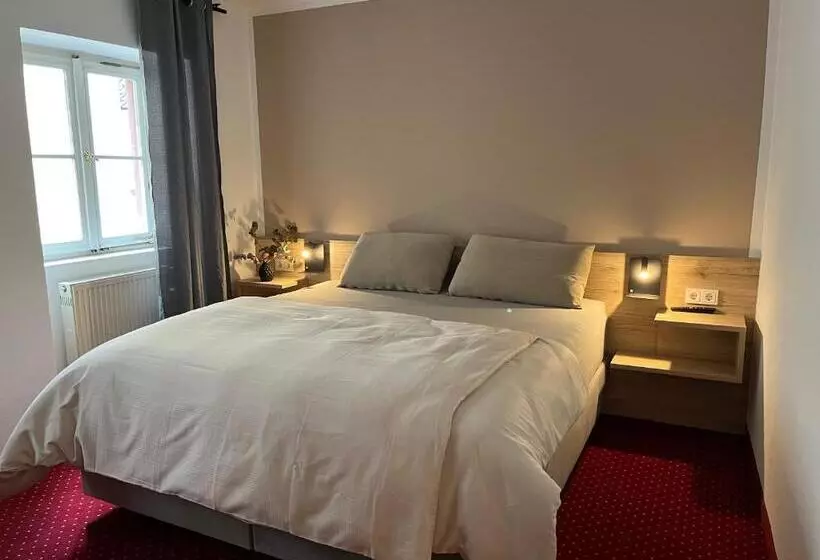 ペンション Zur Post