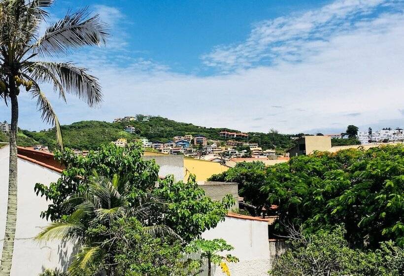 A Coroa Hostel & Suites