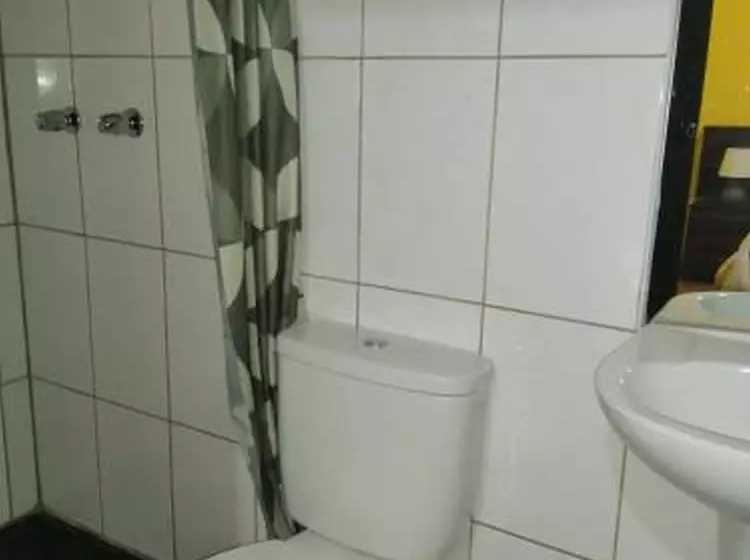 Mapi Guest House   Hostel