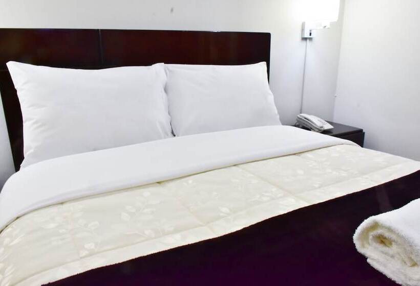 Mapi Guest House   Hostel