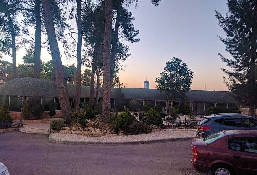 Alhambra Palace Hotel Suites   Ramallah