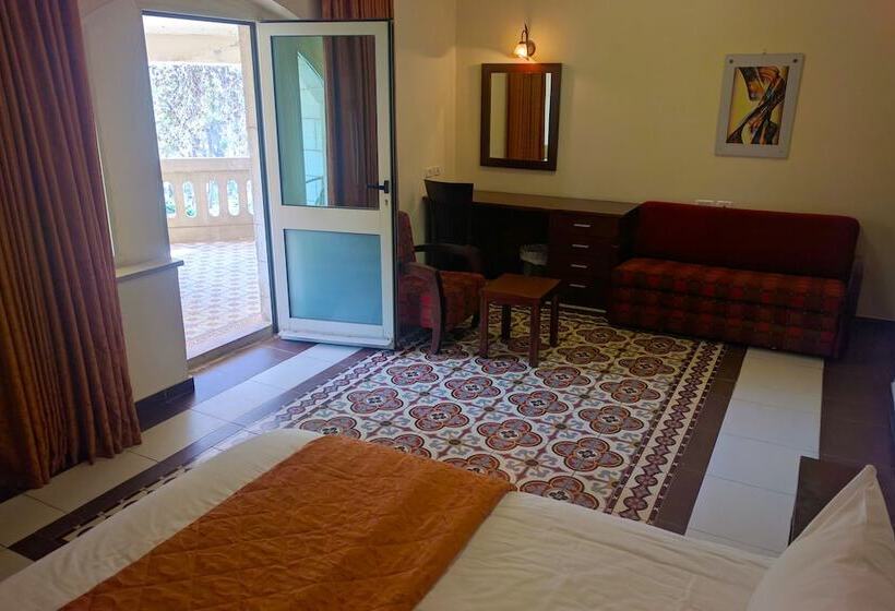 Alhambra Palace Hotel Suites   Ramallah