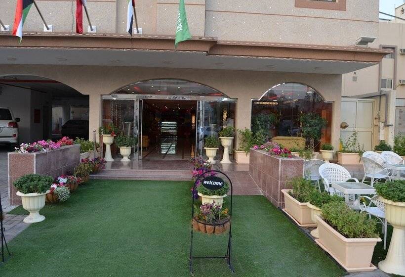 Bodor Al Sharq Suites