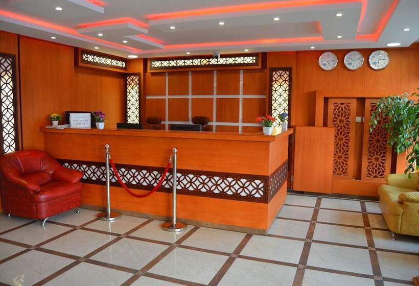 Bodor Al Sharq Suites