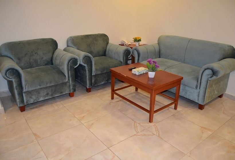 Bodor Al Sharq Suites