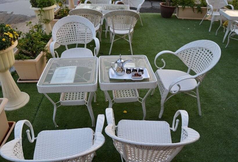 Bodor Al Sharq Suites