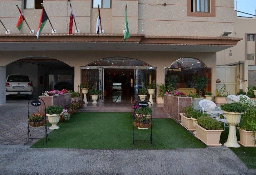 Bodor Al Sharq Suites