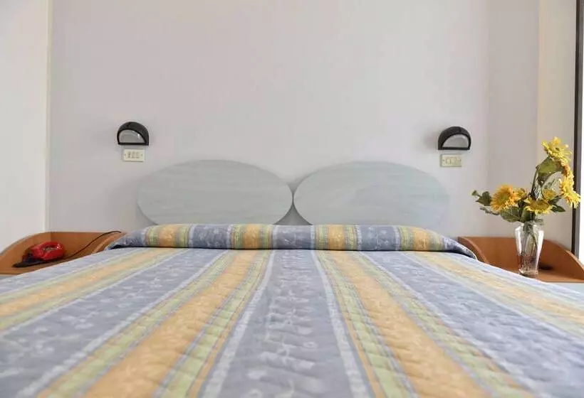 مسافرخانه Giardino