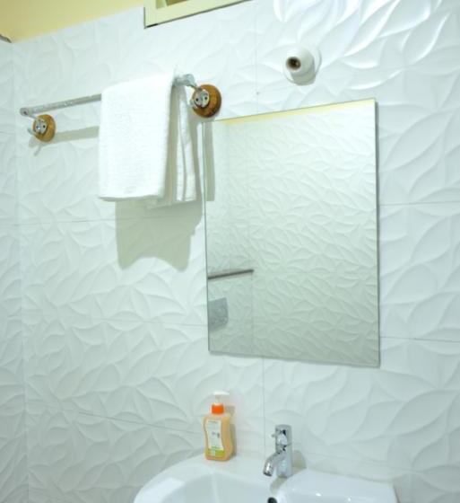 فندق Golden Nest