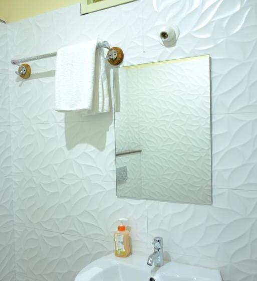 فندق Golden Nest