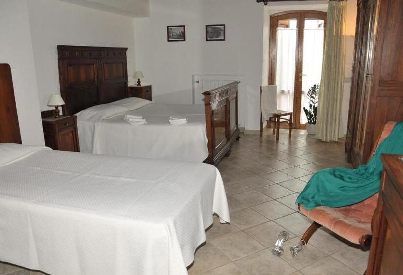 فندق ريفى Agriturismo Renai E Monte