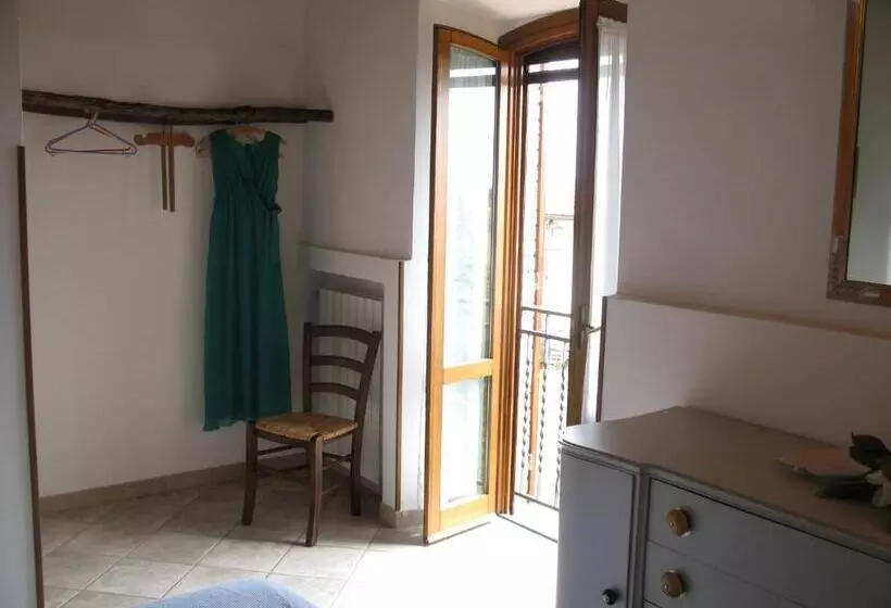 田舎風ホテル Agriturismo Renai E Monte