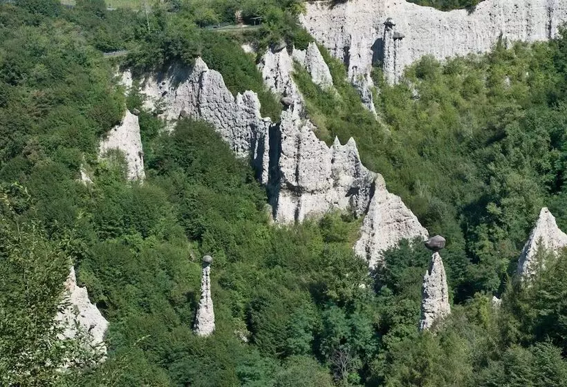Maaseutuhotelli Agriturismo Terra E Lago D'iseo Franciacorta