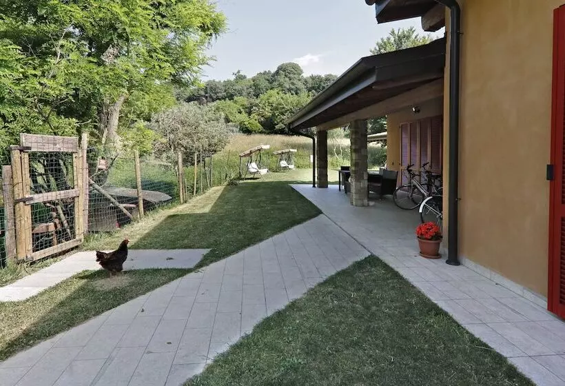 Maaseutuhotelli Agriturismo Terra E Lago D'iseo Franciacorta