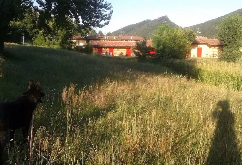 Maaseutuhotelli Agriturismo Terra E Lago D'iseo Franciacorta