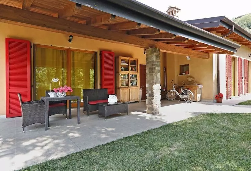 Maaseutuhotelli Agriturismo Terra E Lago D'iseo Franciacorta