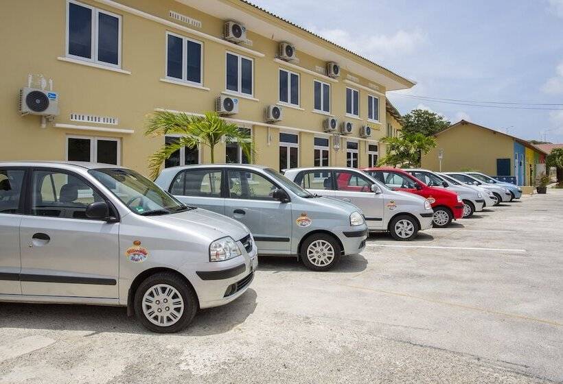 هتل Willemstad Resort