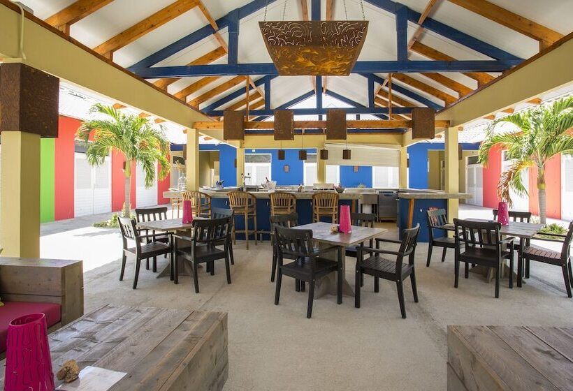 هتل Willemstad Resort