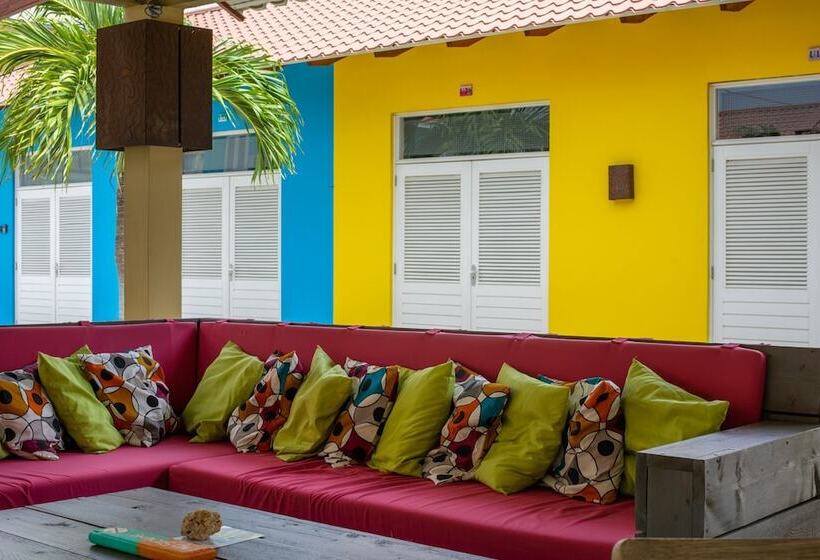 هتل Willemstad Resort