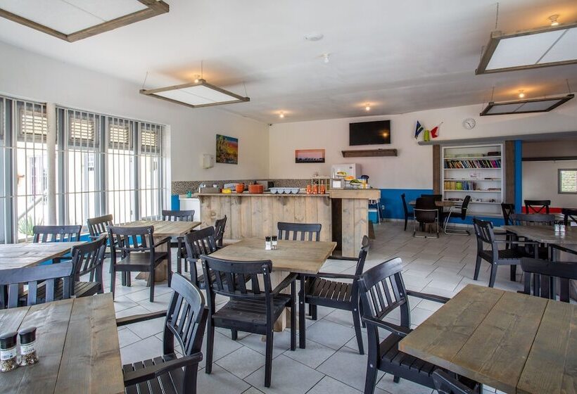 هتل Willemstad Resort