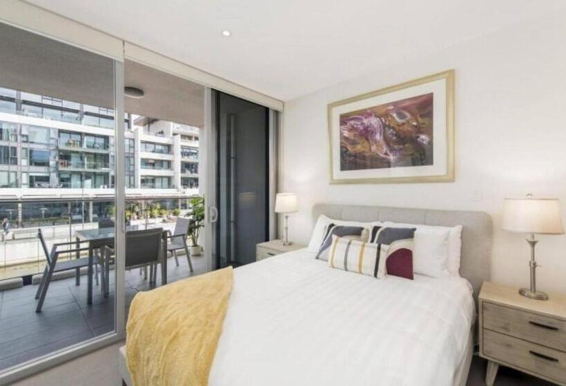 Lakefront 116 Kingston Act