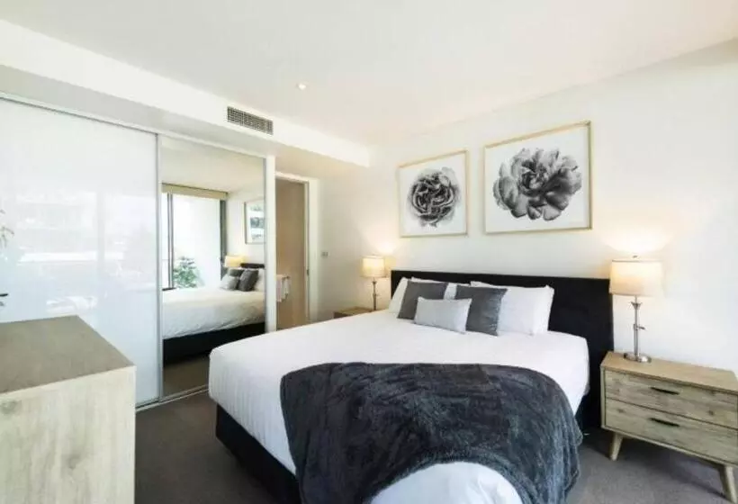 Lakefront 116 Kingston Act