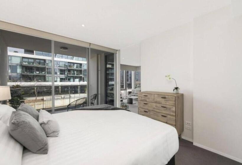 Lakefront 116 Kingston Act