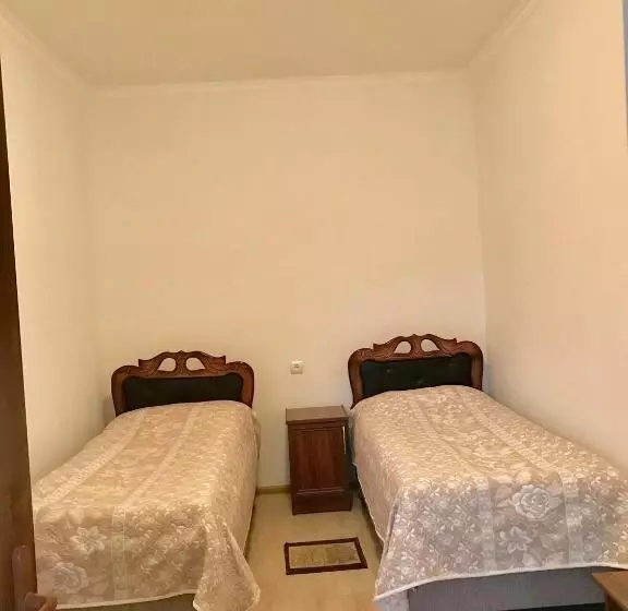 پانسیون Anush`s B&b