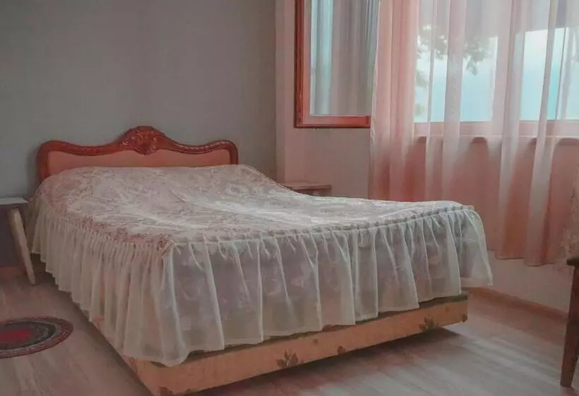 پانسیون Anush`s B&b
