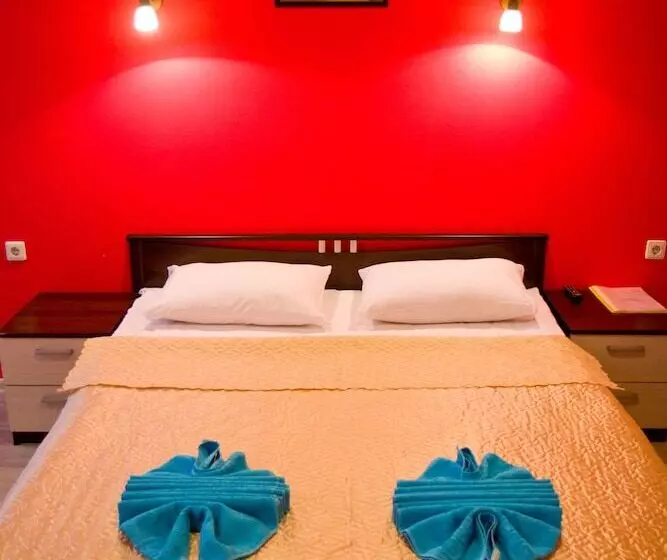 پانسیون Guest House Alyans