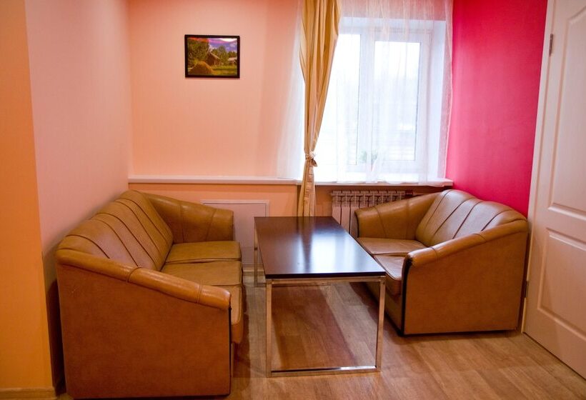 Пансион Guest House Alyans