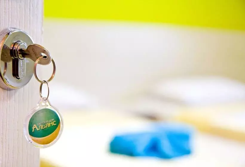 پانسیون Guest House Alyans